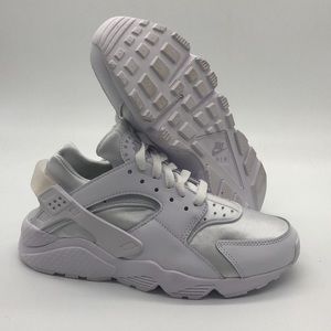 Women’s Nike Air Huarache White/White DH4439-102 USED 8